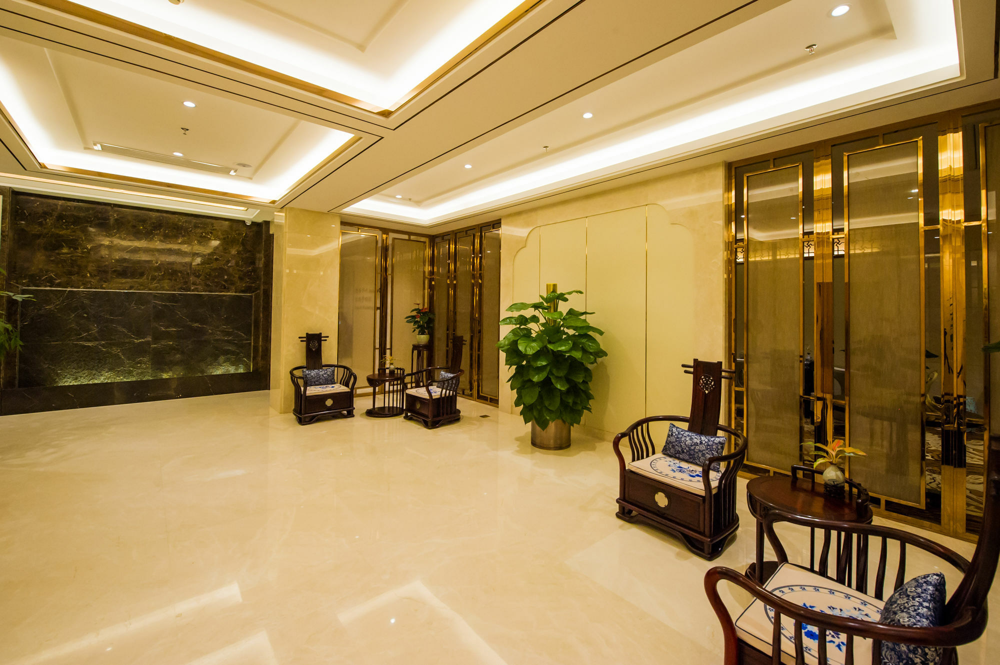 Guilin Tailian Hotel Bagian luar foto